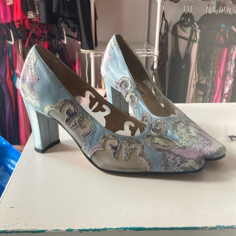 Margret Jerrold heels snake skin and genuine leather